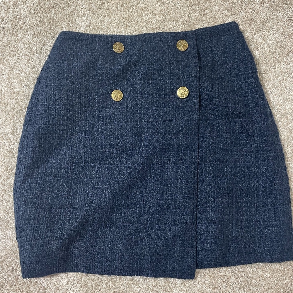 Tweed skirt